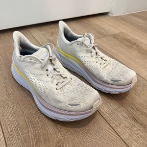 Hoka Clifton 8 Running Shoes